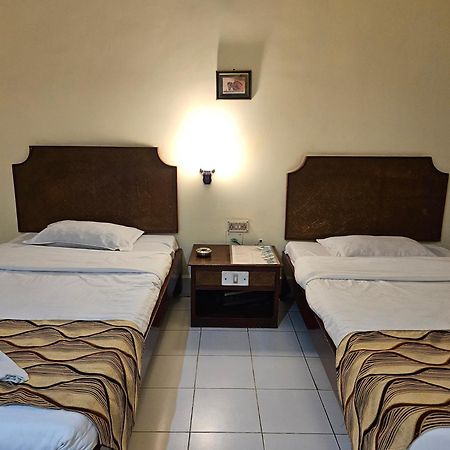 Hotel Indsurya Dibrugarh Ngoại thất bức ảnh