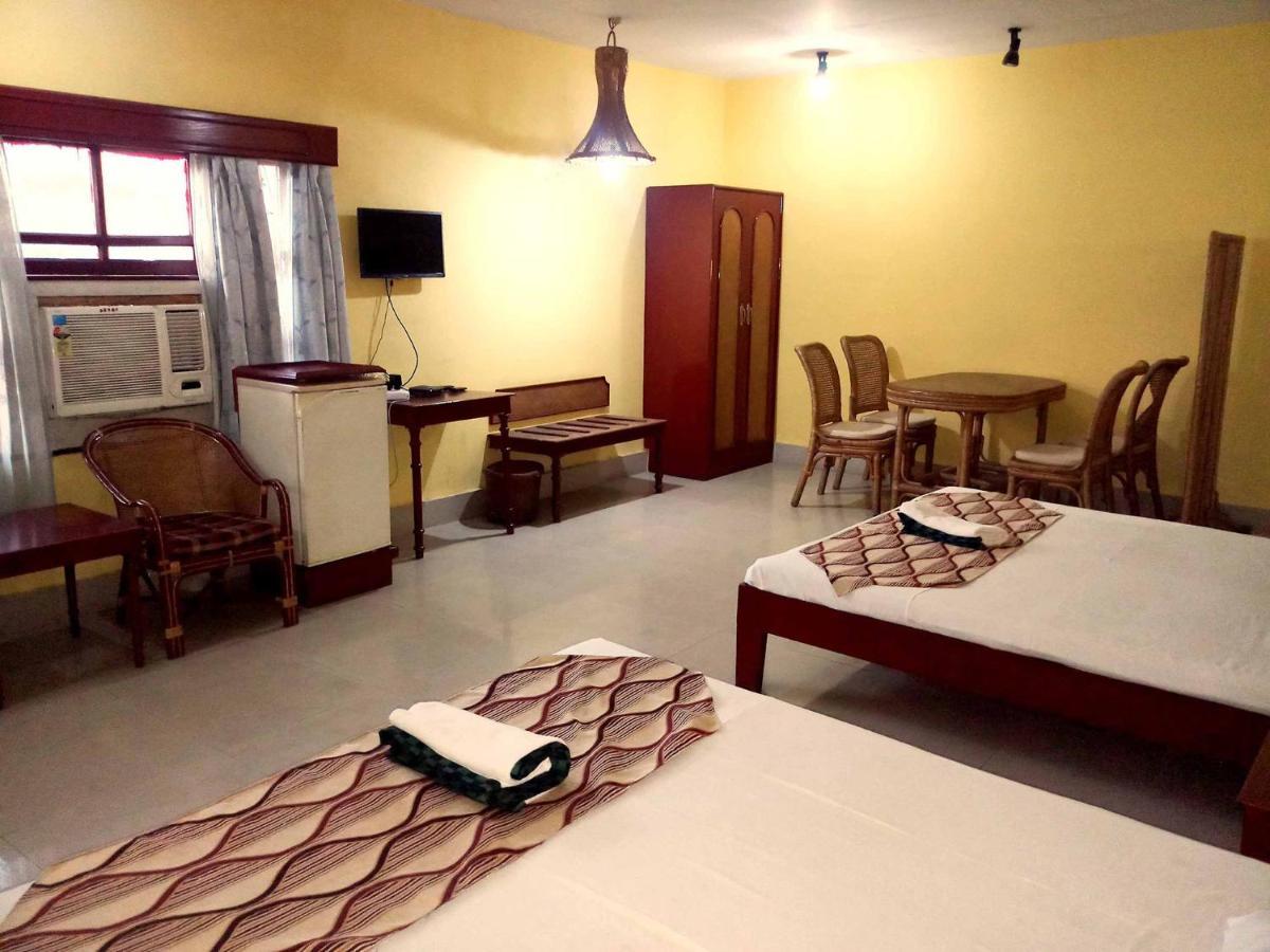 Hotel Indsurya Dibrugarh Ngoại thất bức ảnh
